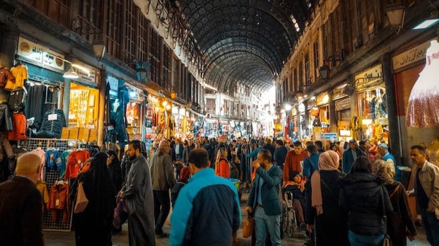 Ilustrasi populasi penduduk/Foto: Unsplash.com/Mahmoud Sulaiman Kota-kota terpadat di dunia 2022