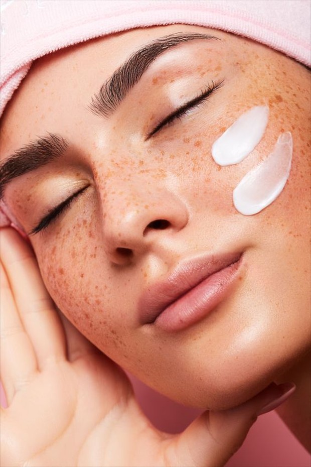 gambaran penggunaan produk produk skincare untuk skin preparation