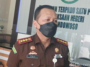 Eks Kadinsos Bondowoso Jadi Tersangka Korupsi Bansos KUBE Eks Kadinsos Bondowoso Jadi Tersangka Korupsi Bansos KUBE