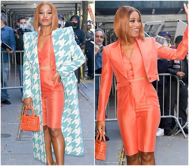 Keke Palmer mengenakan setelan suits berwarna peach