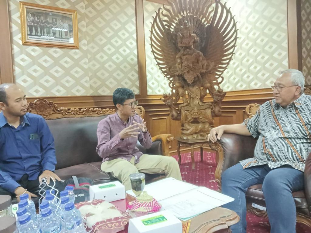DPRD Badung Targetkan Pembahasan 9 Ranperda Rampung September Ini DPRD Badung Targetkan Pembahasan 9 Ranperda Rampung September Ini