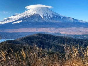 Pendaki Bersandal-Perlengkapan Tak Memadai Dilarang Naik Gunung Fuji Pendaki Bersandal-Perlengkapan Tak Memadai Dilarang Naik Gunung Fuji