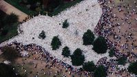 Ini Bunga Duka Cita untuk Diana, Lebih Banyak dari Ratu Elizabeth II?