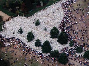 Ini Bunga Duka Cita untuk Diana, Lebih Banyak dari Ratu Elizabeth II?