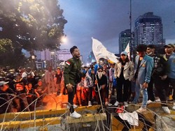 Polda Metro Sebut Demo di Patung Kuda Lancar Meski Sempat Ricuh