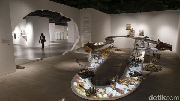 Jalan-jalan Lihat Karya Artsy di Distrik Seni x Sarinah