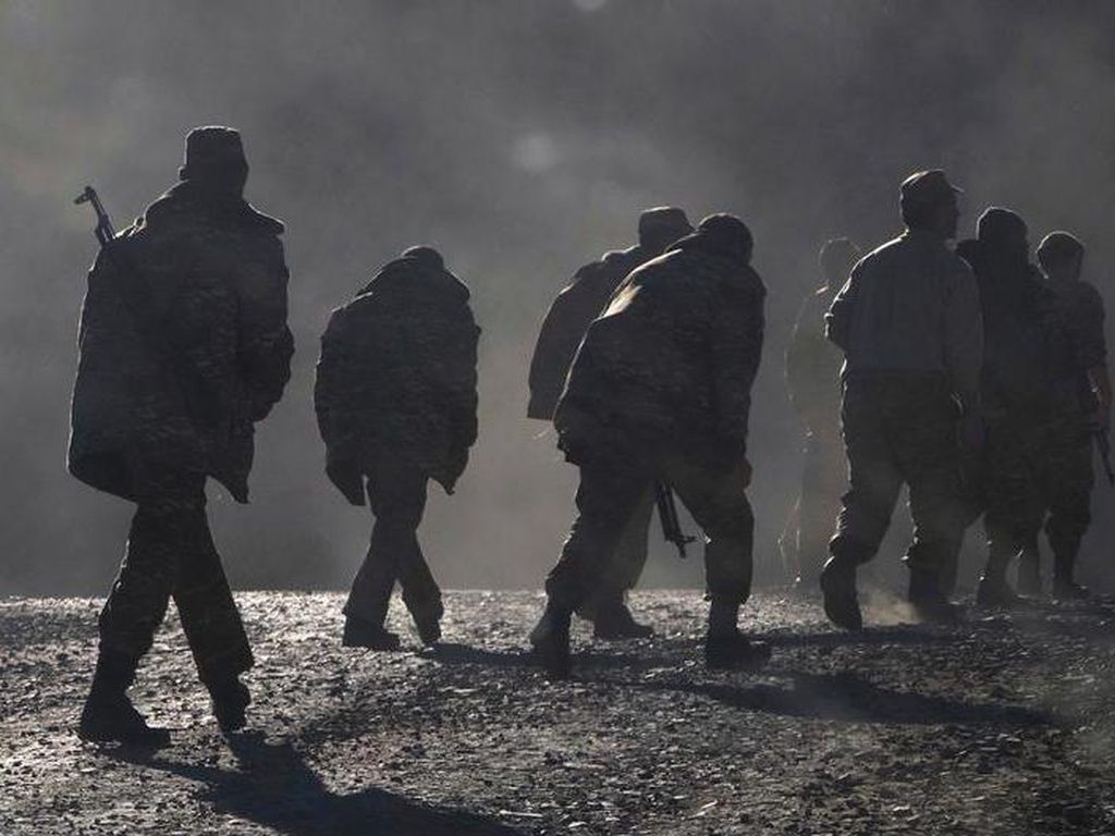 Armenia-Azerbaijan Membara, Lebih dari 200 Tentara Tewas Pekan Ini Armenia-Azerbaijan Membara, Lebih dari 200 Tentara Tewas Pekan Ini