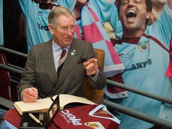 Charles III, Raja Baru Inggris yang Ngefans Burnley