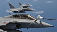 Jet Tempur Rafale Prancis yang Dibeli Prabowo Sliweran di Langit RI