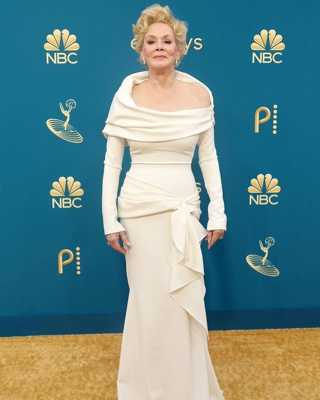 Penampilan Artis Hollywood di Red Carpet Emmy Awards 2022 Penampilan Artis Hollywood di Red Carpet Emmy Awards 2022