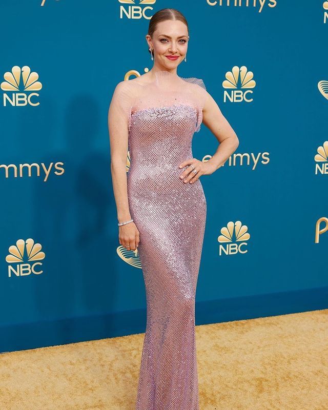 Penampilan Artis Hollywood di Red Carpet Emmy Awards 2022 Penampilan Artis Hollywood di Red Carpet Emmy Awards 2022