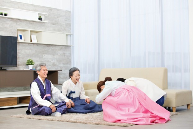 Potret berkumpul bersama keluarga di hari Chuseok
