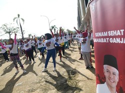 Relawan di Kalbar Gelar Senam Sehat & Deklarasi Ganjar Presiden 2024