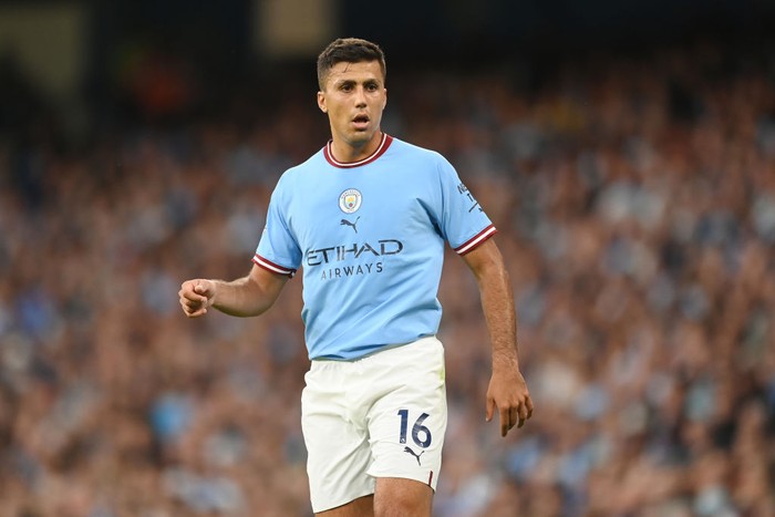 Rodri, John Stones, Jack Grealish, Kevin De Bruyne MANCHESTER, ENGLAND - AUGUST 31: Rodri of Manchester City in action during the Premier League match between Manchester City and Nottingham Forest at Etihad Stadium on August 31, 2022 in Manchester, England. (Photo by Michael Regan/Getty Images)