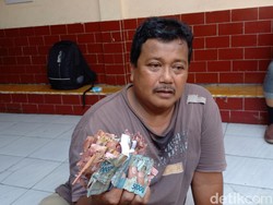 Curhat Penjaga SD Duit Puluhan Juta Dimakan Rayap: Semoga Bisa Ditukar