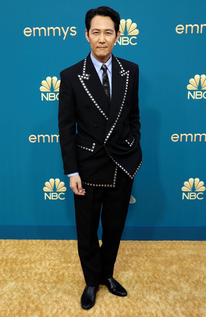 LOS ANGELES, CA - September 12, 2022 - Lee Jeong-jae arriving at the 74th Primetime Emmy Awards at the Microsoft Theater on Monday, September 12, 2022 (Brian van der Brug / Los Angeles Times via Getty Images)