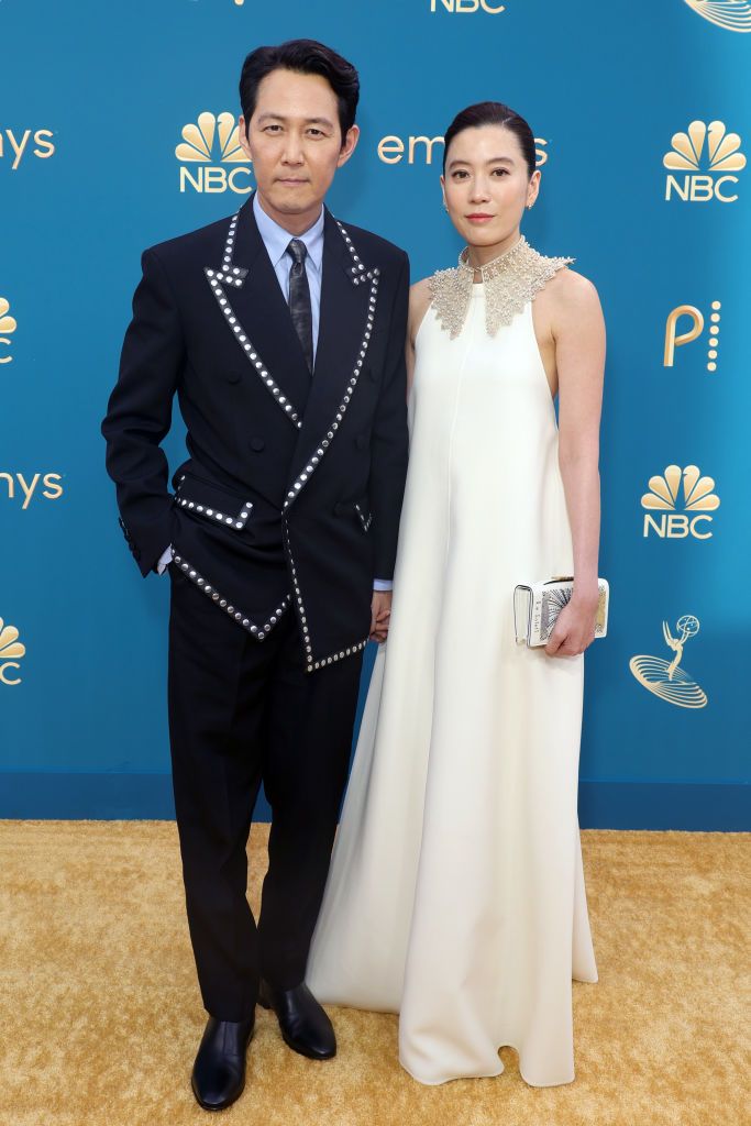 LOS ANGELES, CA - September 12, 2022 - Lee Jeong-jae arriving at the 74th Primetime Emmy Awards at the Microsoft Theater on Monday, September 12, 2022 (Brian van der Brug / Los Angeles Times via Getty Images)