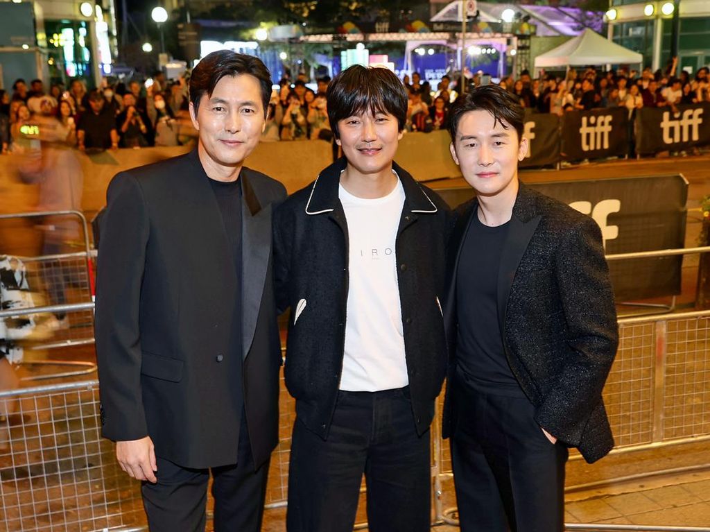 Jung Woo Sung, Kim Nam Gil, dan Kim Jun Han Disambut Penuh Cinta di Toronto