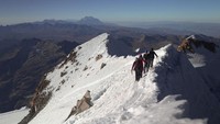 Kenapa Avalanches atau Longsoran Salju Mematikan Bagi Para Pendaki Gunung?