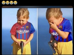 Salah satu meme yang mencibir performa Barcelona. Foto: dok. Twitter