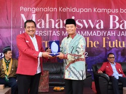 Orasi di UMJ, HNW Ajak Maba Resapi Jati Diri Muhammadiyah