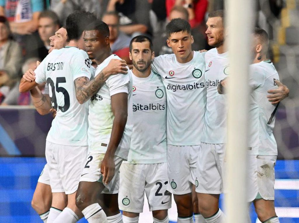 Viktoria Plzen Vs Inter Milan: Dzeko Cetak Gol, Nerazzurri Menang 2-0 Viktoria Plzen Vs Inter Milan: Dzeko Cetak Gol, Nerazzurri Menang 2-0