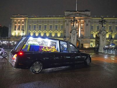Jenazah Ratu Elizabeth Tiba di Istana Buckingham, Ini Momennya