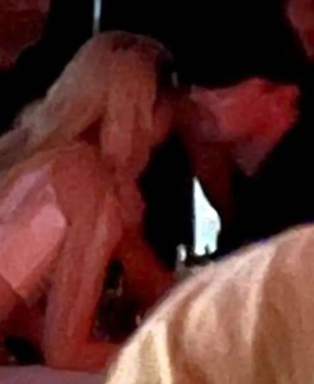 Leonardo DiCaprio dan Gigi Hadid