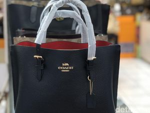 Tas Hermes Hingga Dior KW Bertebaran di ITC Mangga Dua, Ini Harganya Tas Hermes Hingga Dior KW Bertebaran di ITC Mangga Dua, Ini Harganya