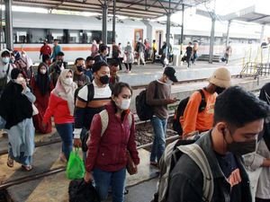 Perhatian! Tiket Kereta Libur Natal & Tahun Baru Bisa Dibeli Mulai 7 November