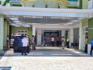 Polisi Gelar Rekonstruksi Ungkap Kematian Santri Ponpes Gontor Polisi Gelar Rekonstruksi Ungkap Kematian Santri Ponpes Gontor