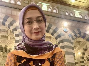 Desy Ratnasari Menanti Takdir Allah untuk Akhir Kisah 20 Tahun Tanpa Suami