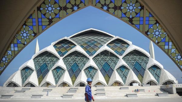 Intip Pembangunan Masjid Al-Jabbar yang Dipamerkan Atalia Praratya dan Kang Emil