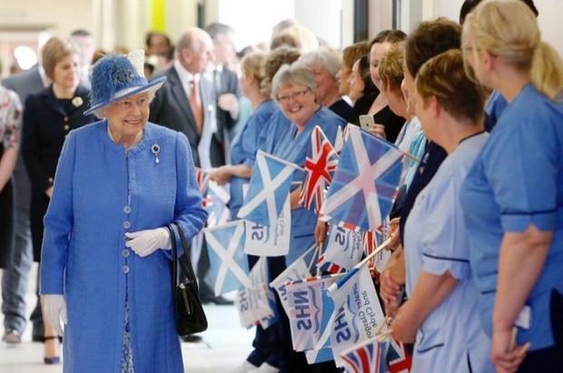 Ratu Elizabeth II/Foto: Instagram @theroyalfamily Elemen Penting dari Penampilan Ratu Elizabeth II