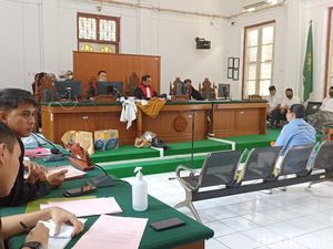 Sidang Pembunuhan Najamuddin, Keluarga Ungkap Ancaman dari Iqbal Asnan Sidang Pembunuhan Najamuddin, Keluarga Ungkap Ancaman dari Iqbal Asnan