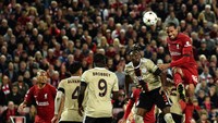 Joel Matip menjadi pahlawan Liverpool lewat golnya jelang akhir babak kedua. Skor tuntas 2-1 untuk Merseyside Merah. (Liverpool FC/Getty Images/Andrew Powell)