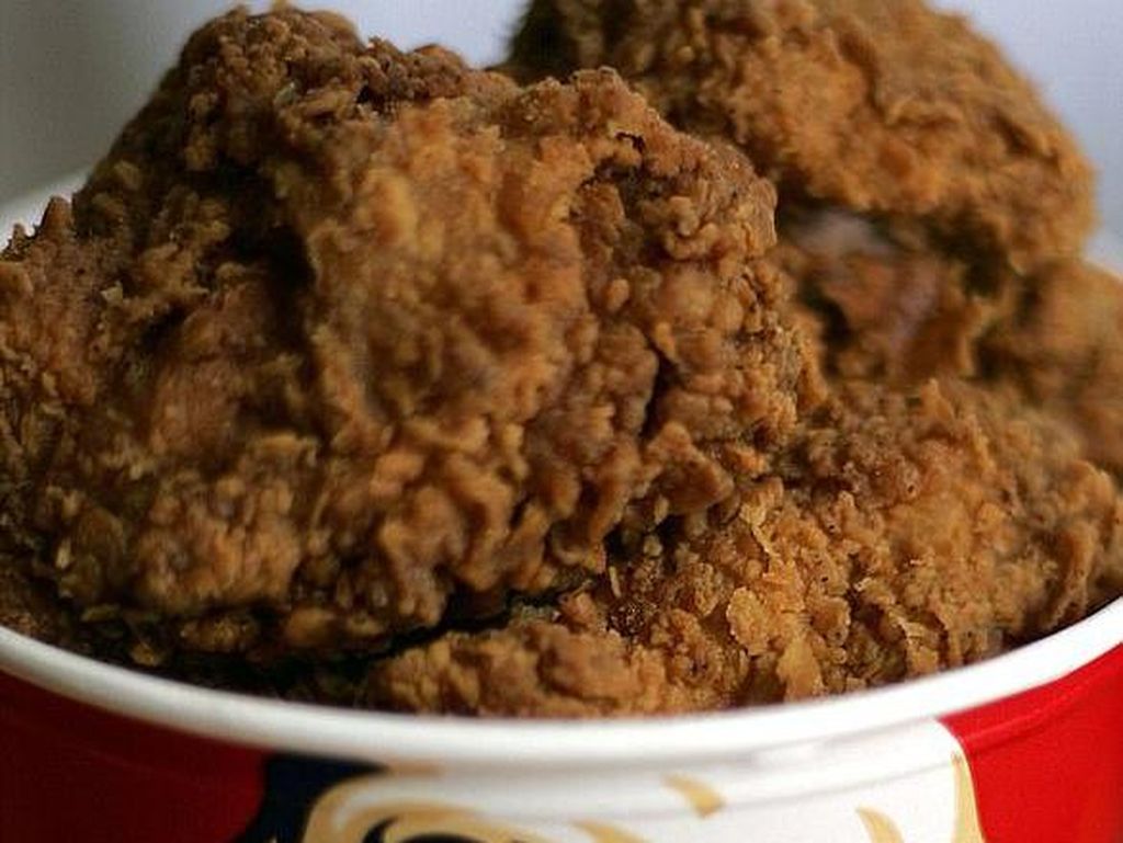 Bumbu Rahasia Ayam KFC Terungkap dan Pengalaman Horor Pesan Makanan