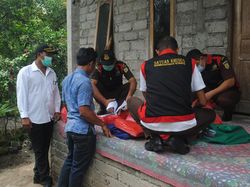 Kejari Karangasem Amankan Laptop-Surat Saat Geledah Bumdes Kerta Buana
