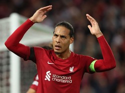 Liverpool Dikritik, Van Dijk Tutup Kuping