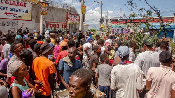 Harga Bensin Gila-gilaan, Warga Haiti Turun ke Jalan!