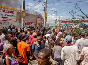 Harga Bensin Gila-gilaan, Warga Haiti Turun ke Jalan!