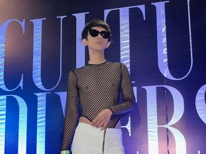 7 Foto Aming di Acara Ivan Gunawan, Curi Atensi Pakai Bodysuit Jaring-jaring 7 Foto Aming di Acara Ivan Gunawan, Curi Atensi Pakai Bodysuit Jaring-jaring