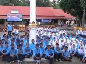 Internet di SMAN 4 Puhun Pintu Kabun Tak Lagi Lemot Berkat Andre Rosiade