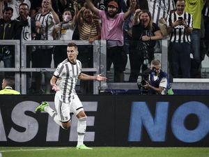 Milik Ngobrol Apa sih sama Di Maria?