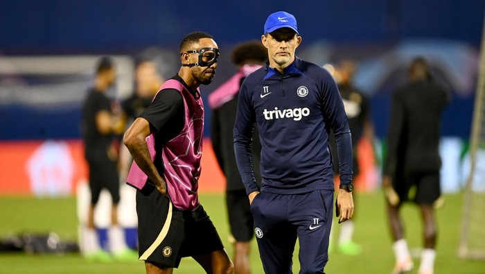 ZAGREB, CROATIA - SEPTEMBER 05: Pierre-Emerick Aubameyang and Thomas Tuchel of Chelsea during a training session ahead of their UEFA Champions League group E match against Dinamo Zagreb at Stadion Maksimir on September 5, 2022 in Zagreb, Croatia. (Photo by Darren Walsh/Chelsea FC via Getty Images)