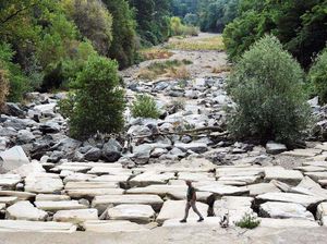 Deretan Danau dan Sungai yang Mengering dari Penjuru Dunia