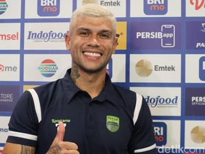 Gacornya Ciro Alves dengan Gaya Rambutnya