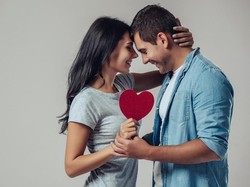 Kedewasaan dalam Menjalin Hubungan Cinta, Seberapa Penting, Sih?