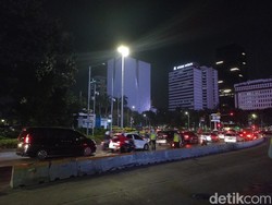 Jalan Medan Merdeka Barat Dibuka Pascademo di Patung Kuda, Lalin Normal