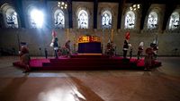 Jenazah Ratu Elizabeth II Disemayamkan di Westminster Hall